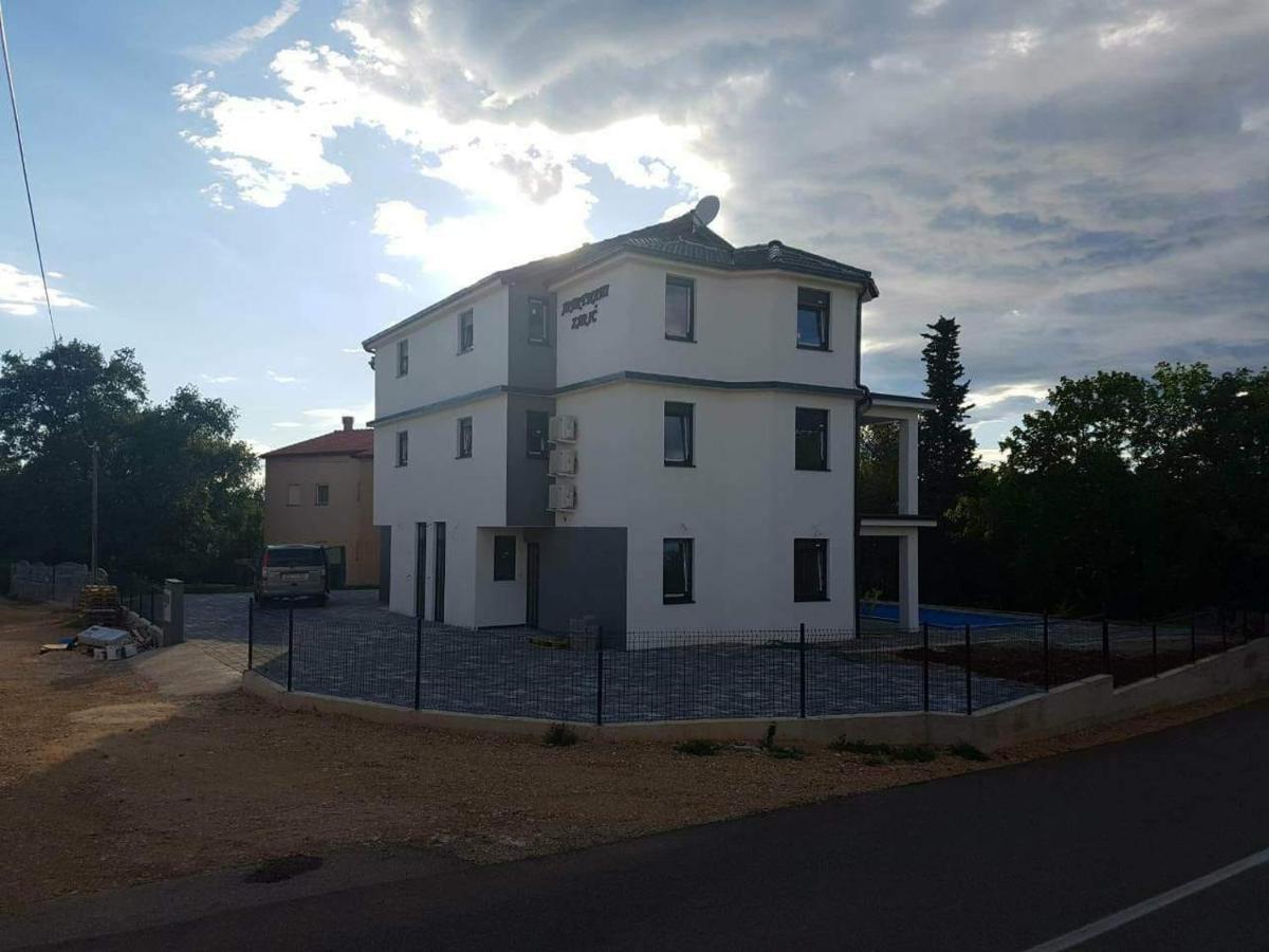 Apartmani Zaric Malinska Exterior foto
