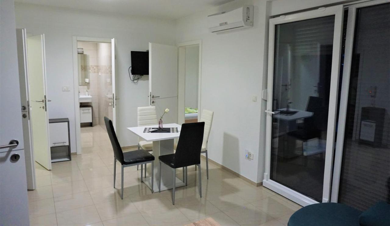 Apartmani Zaric Malinska Exterior foto